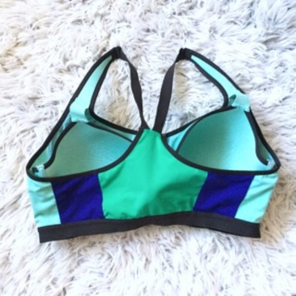 SOLD--Victoria Secret  Sport VSX Sports Bra - Picture 3 of 7